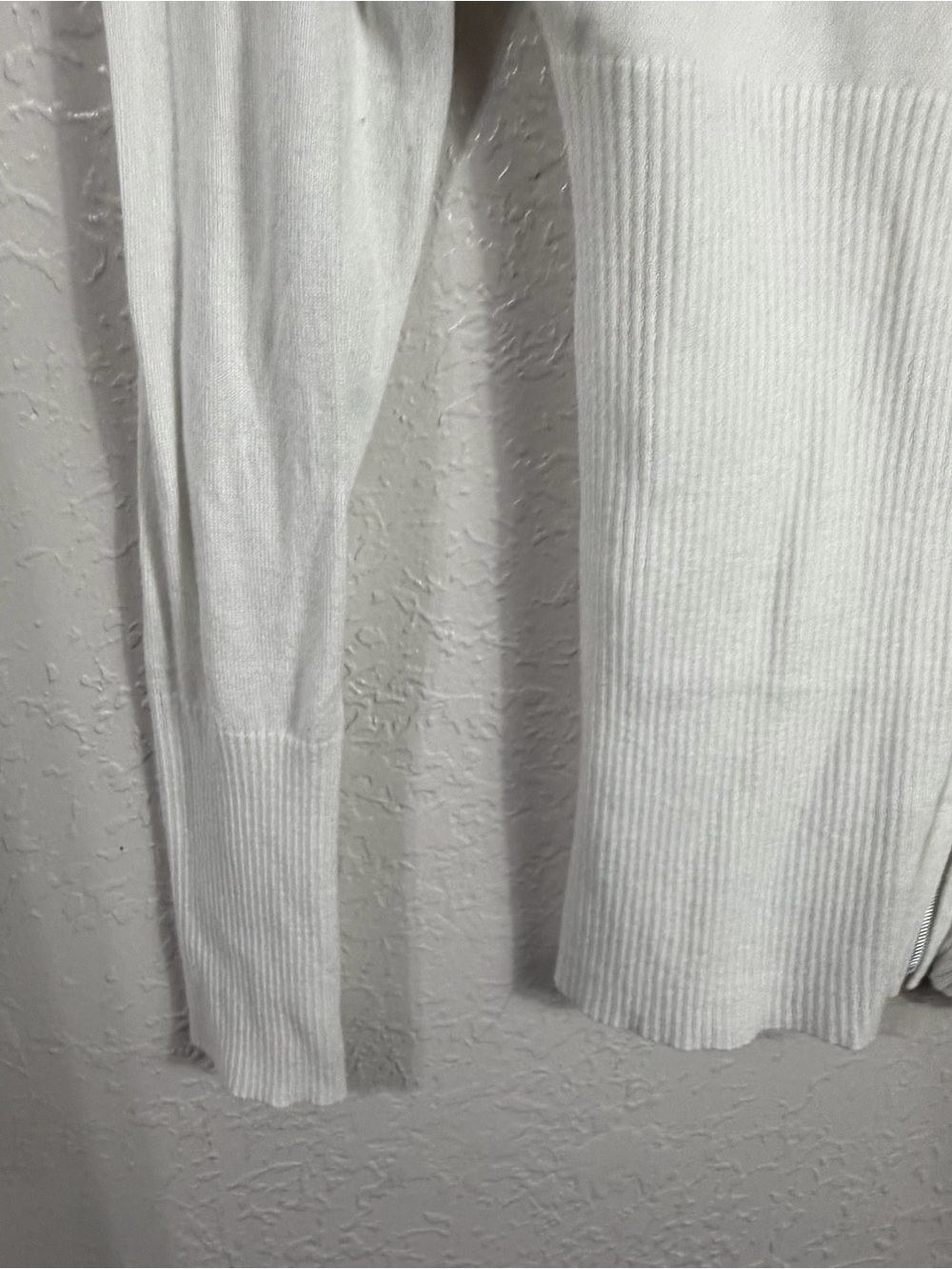 GUESS White Ribbed Zip-Up Knit Jacket Rhinestone Triangle Logo Small Y2K - Picture 6 of 10